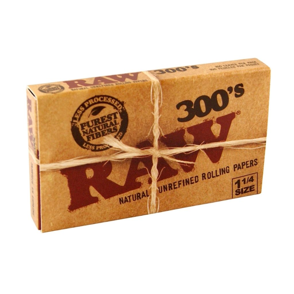 RAW 300 Classic 1 1/4 Size Rolling Papers