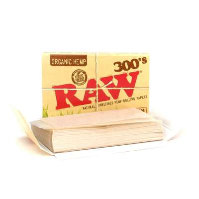 RAW 300 Classic 1 1/4 Size Rolling Papers
